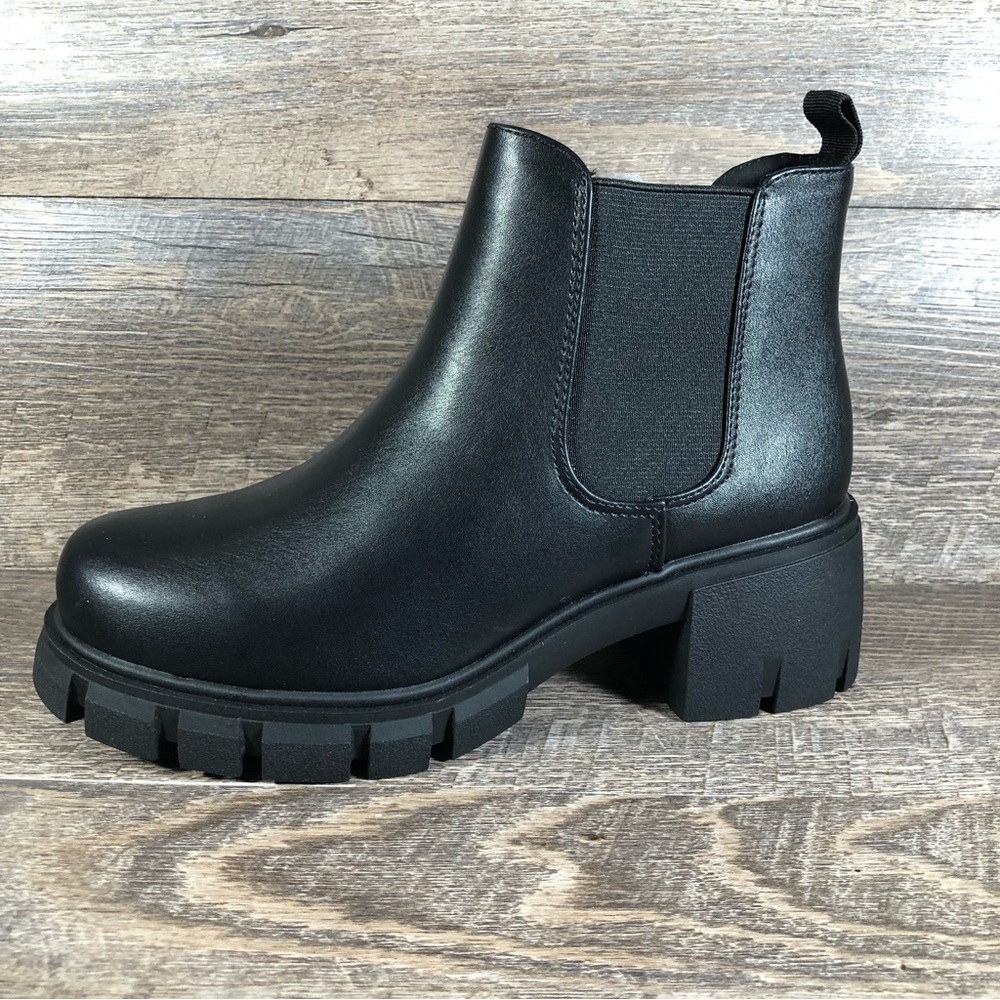WOMEN'S ANKLE BOOTS